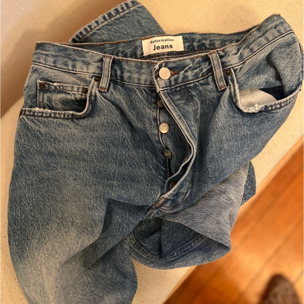 Reformation High Waisted, Cropped, Relax Fit Jeans Sz 29